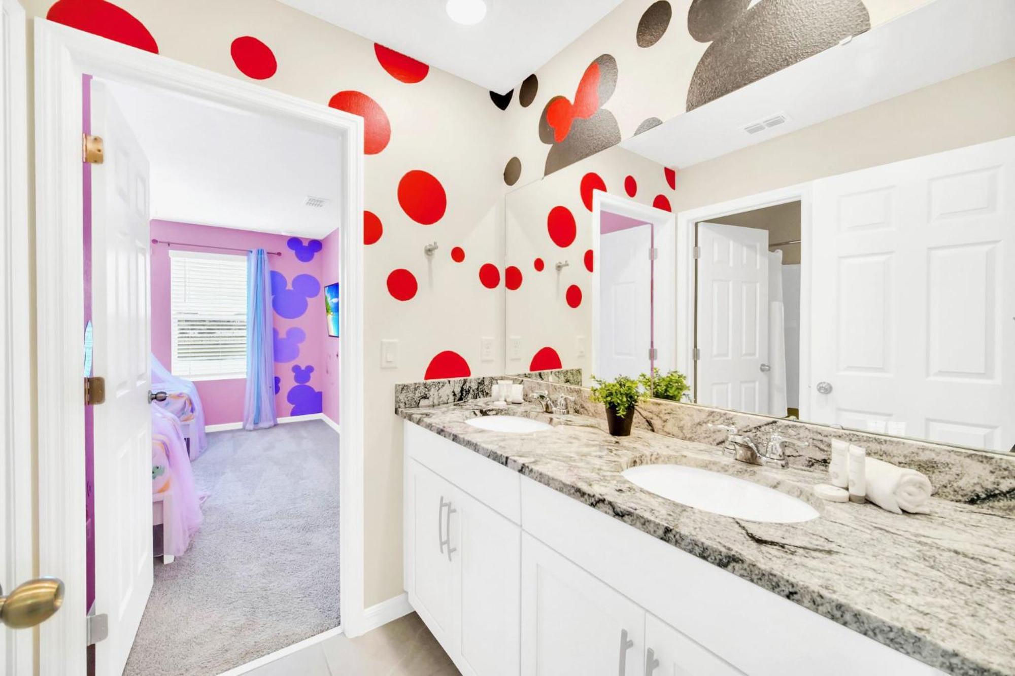 Stunning Rare Lake Front 7Br Holiday Home - Sleeps 14 - Pool, Hot Tub, & Games! Orlando Exterior photo